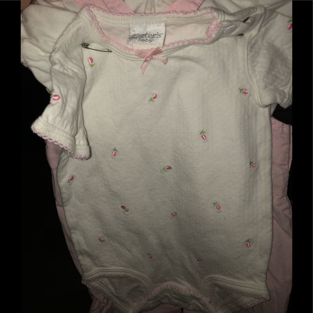 Carter’s onesie 0-3M